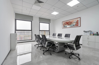 辦公室裝修中的“風(fēng)水布局”技巧：打造和諧聚